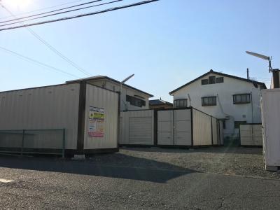 初月賃料無料の屋外型トランクルーム柳島海岸店の写真1