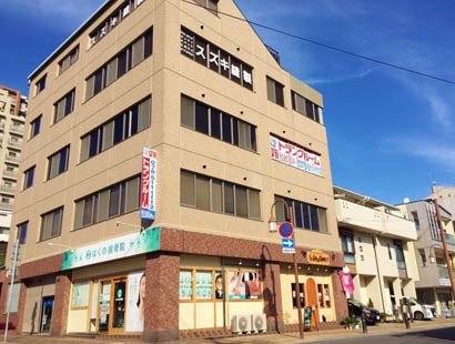 収納PIT　神戸鷹取駅前店の写真1