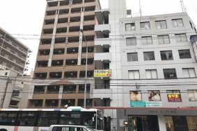 トランクルーム福岡清川店プラスルームの写真