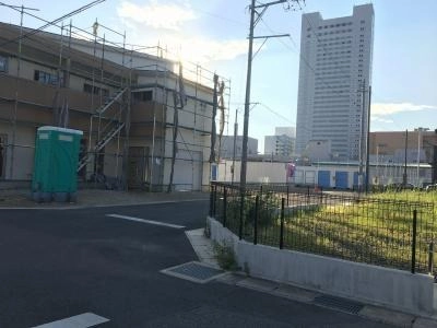 初月賃料無料の屋外型トランクルーム豊橋中浜町店の写真