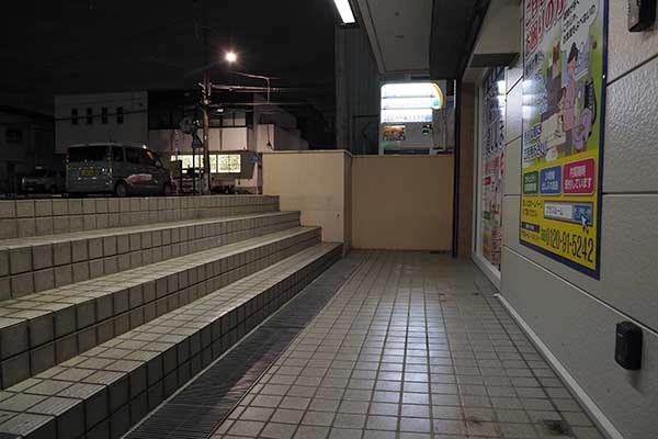 トランクルーム横須賀根岸町店プラスルームの写真