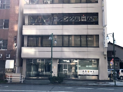 イナバボックス岡崎西康生店の写真