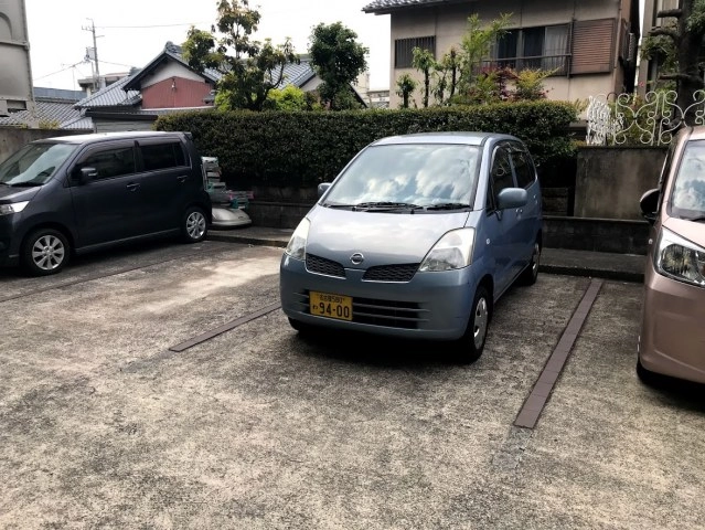 トランクルーム名古屋香南店プラスルームの写真