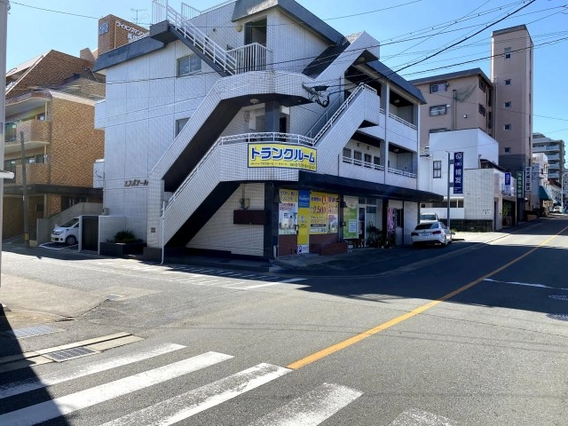 トランクルーム福岡長住店プラスルームの写真