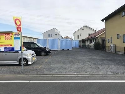 初月賃料無料の屋外型トランクルーム日野東平山店の写真