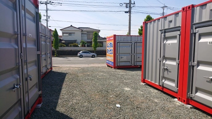 プラスワンコンテナ大牟田市上屋敷店の写真