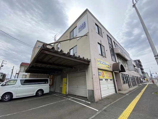 トランクルーム札幌北33条店プラスルームの写真