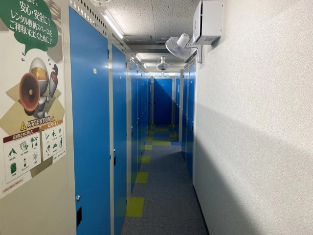 トランクルーム静岡稲川店プラスルームの写真