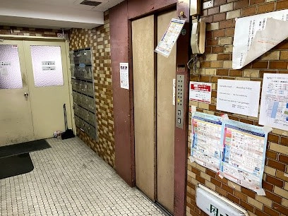 トランクルーム名古屋千代田店プラスルームの写真