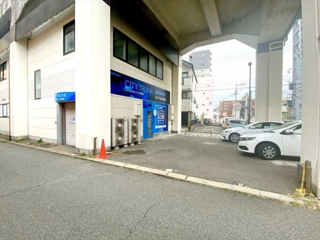 レンタルボックス平尾駅北の写真