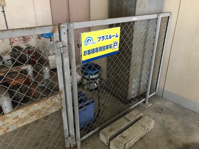 トランクルーム静岡敷地店プラスルームの写真