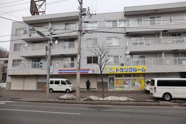 トランクルーム札幌清田2条店プラスルームの写真