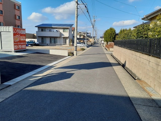 コンテナスクエア下志段味2号店の写真