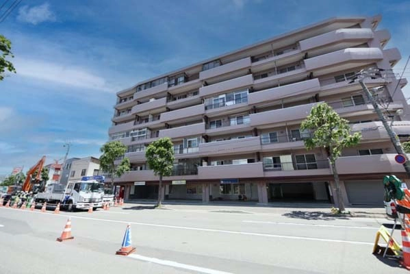 トランクルーム札幌中の島2条店プラスルームの写真