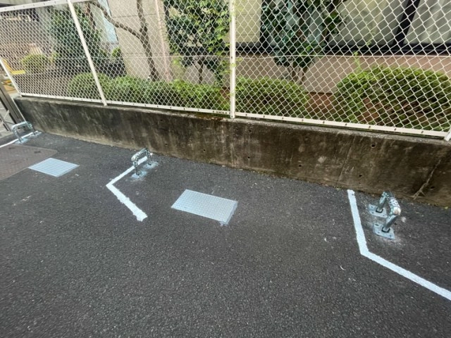 ライダーピット仲町台の写真