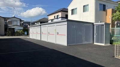 初月無料の屋外型ガレージ 海老名今里店の写真