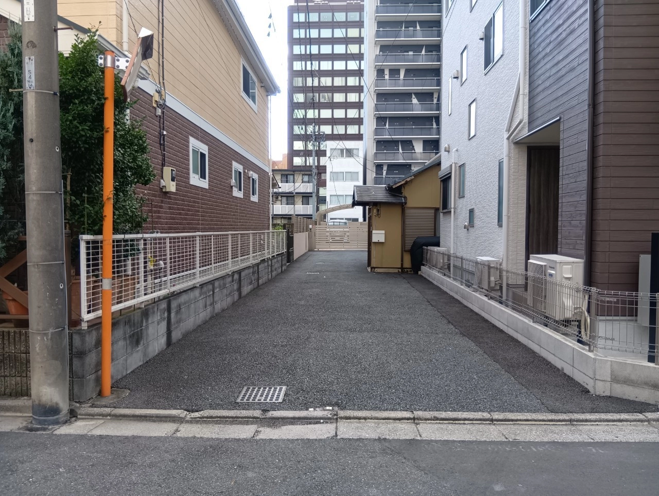 バイクストレージ大宮区土手町の写真