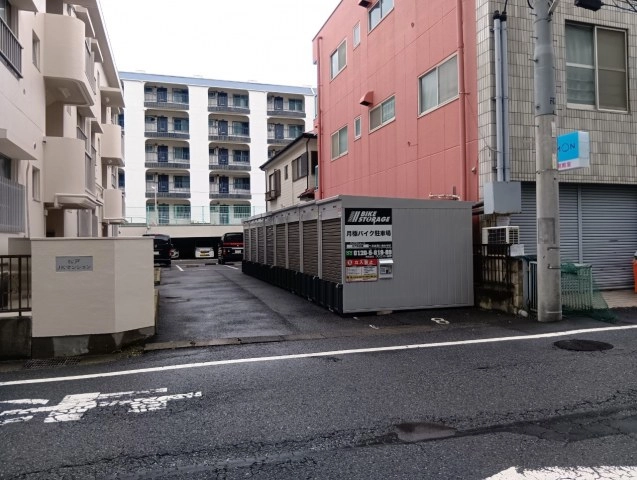 バイクストレージ松戸市岩瀬の写真