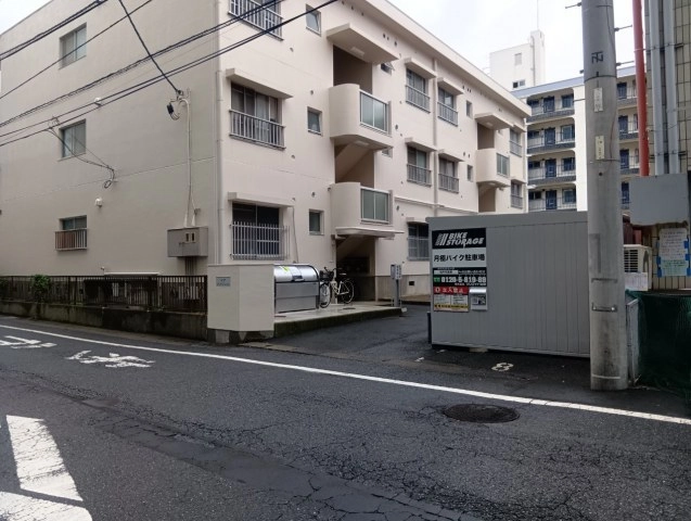 バイクストレージ松戸市岩瀬の写真