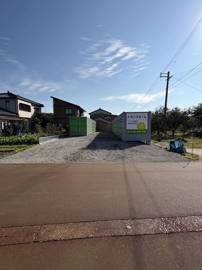 ニコニコ収納庫　燕吉田浜首町の写真