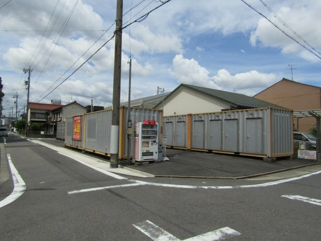 コンテナスクエア中村日比津店の写真