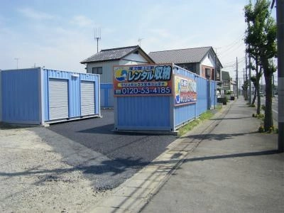 初月賃料無料の屋外型トランクルーム堂端店の写真