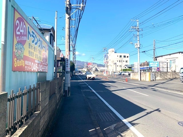 サンリートランクルーム厚木市飯山の写真