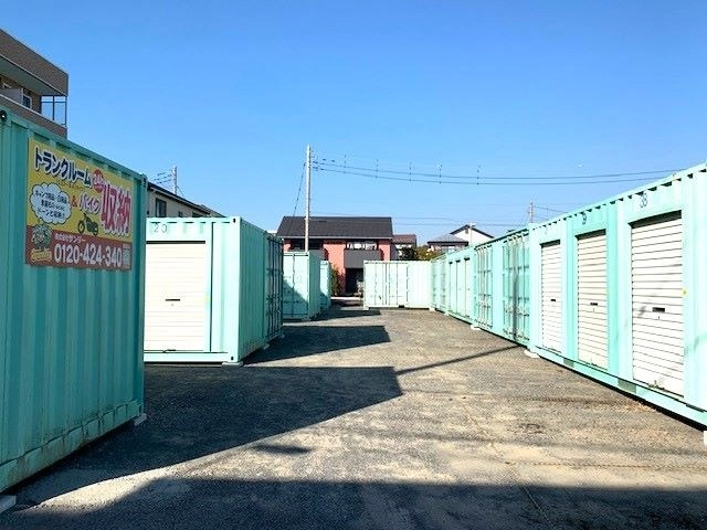 サンリートランクルーム厚木市岡田Ａの写真