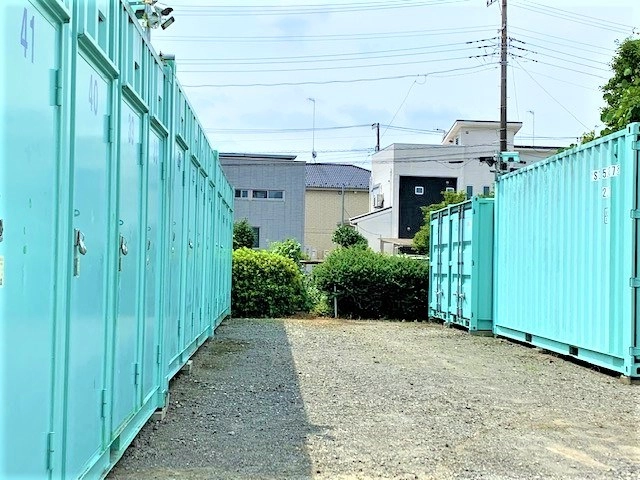 サンリートランクルーム厚木市妻田西Bの写真